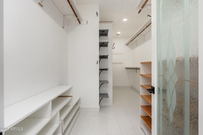 203 S Crescent Moon - 22