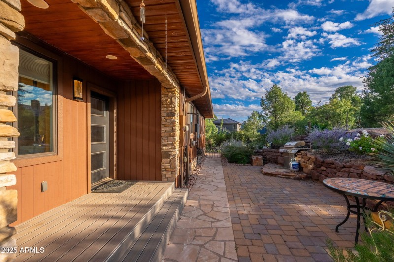 203 S Crescent Moon - 49