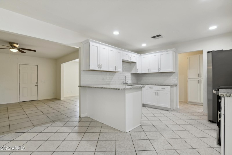 006_1600x1067_mls_1600x1067 (46)