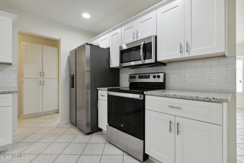 008_1600x1067_mls_1600x1067 (49)