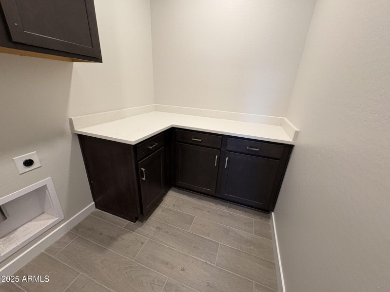 CIT45 Lot 111 Laundry Cabs