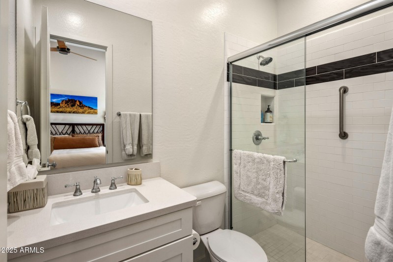 Bathroom 3 (ensuite)