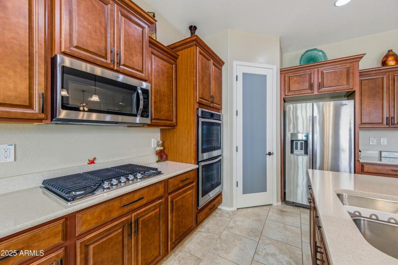 42879 W Sandpiper Drive-18