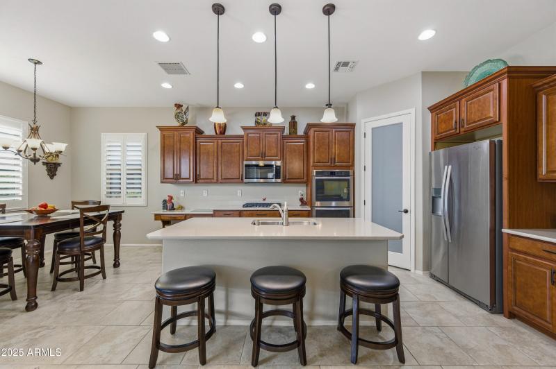 42879 W Sandpiper Drive-31