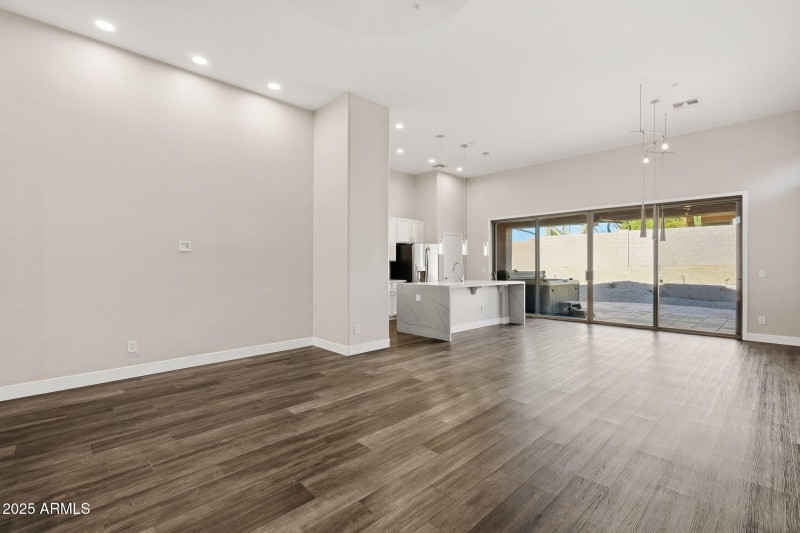 8-web-or-mls-008_ListerPros