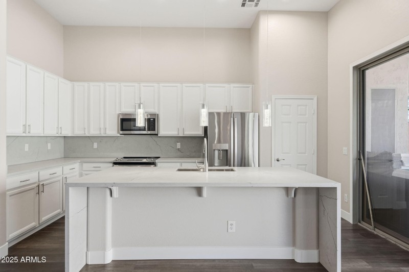 18-web-or-mls-018_ListerPros