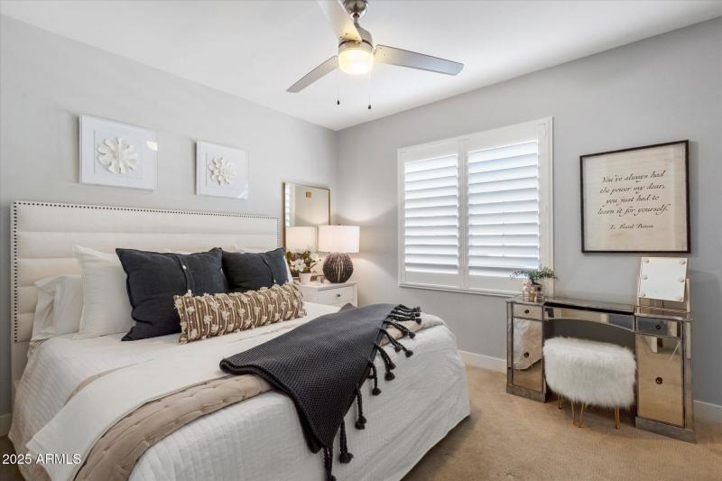 24-Bedroom 2-on suite bath