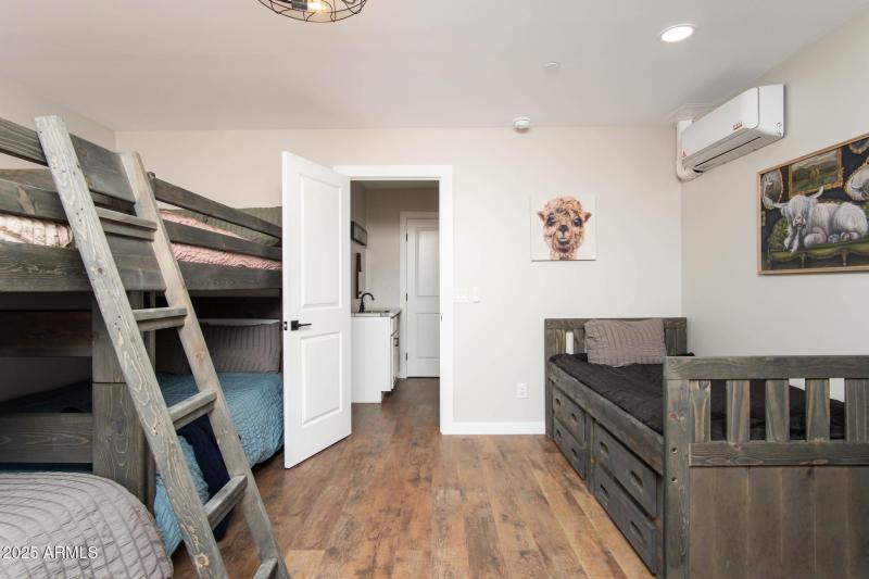 Main House Bunk Room