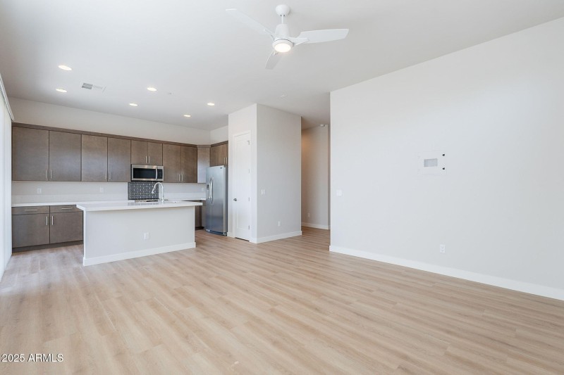 16-web-or-mls-Hidden-16