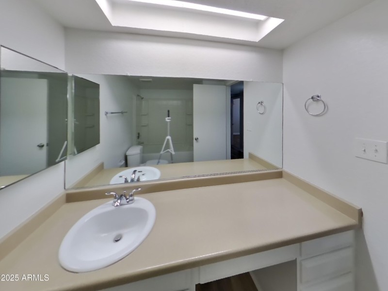 17_pc_iwXrnbbufT_1h6t4CMYKw_layout_0