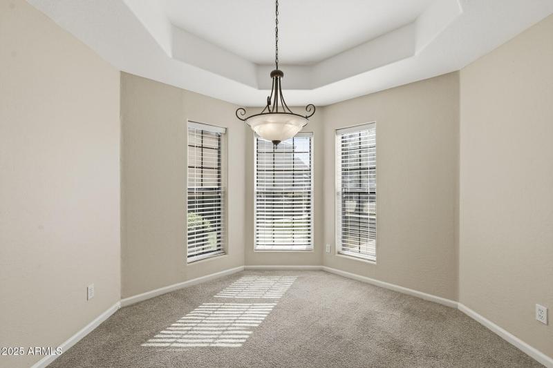 009_Formal Dining Area