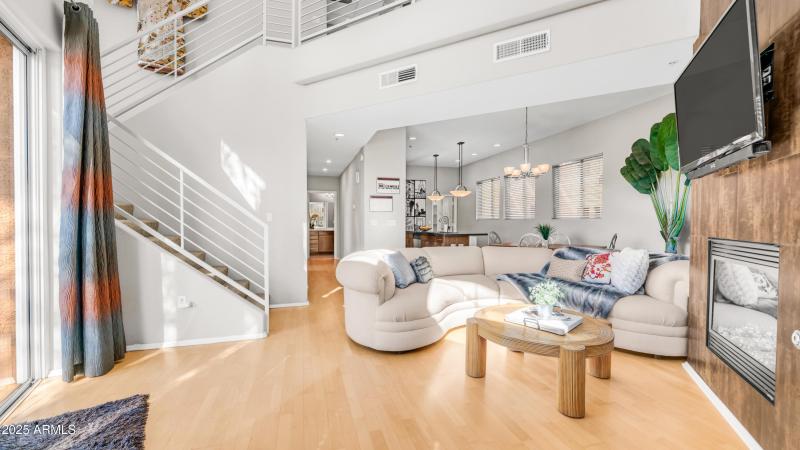 6745 N 93rd Ave Unit 110 (33)