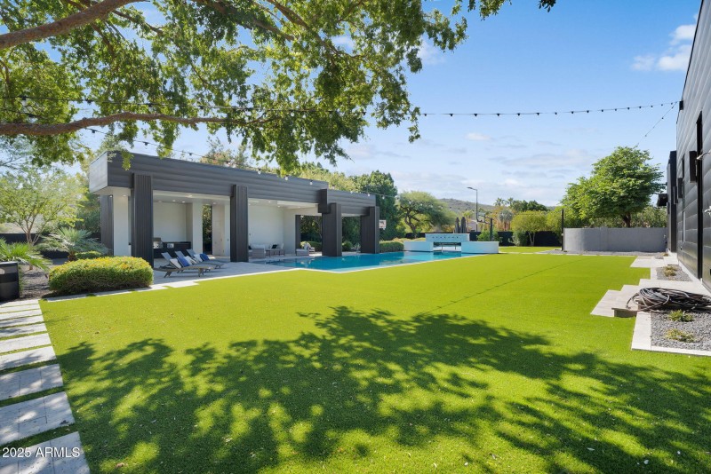 144-web-or-mls-Soft Wind-137