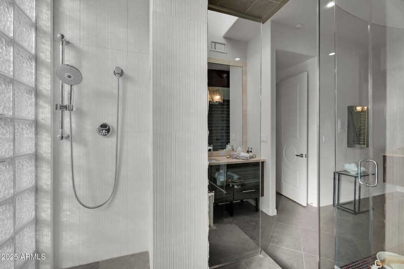 120-web-or-mls-Soft Wind-174