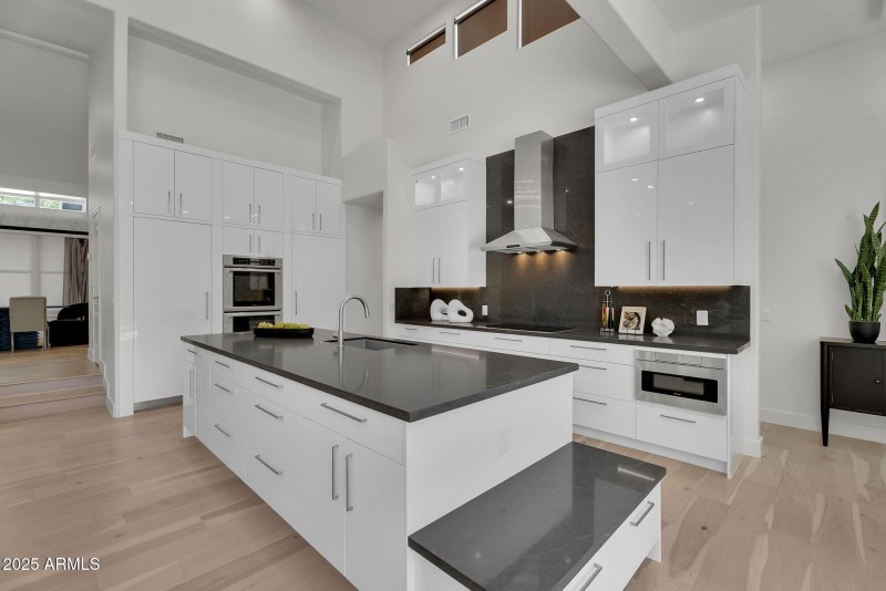 22-web-or-mls-Soft Wind-16