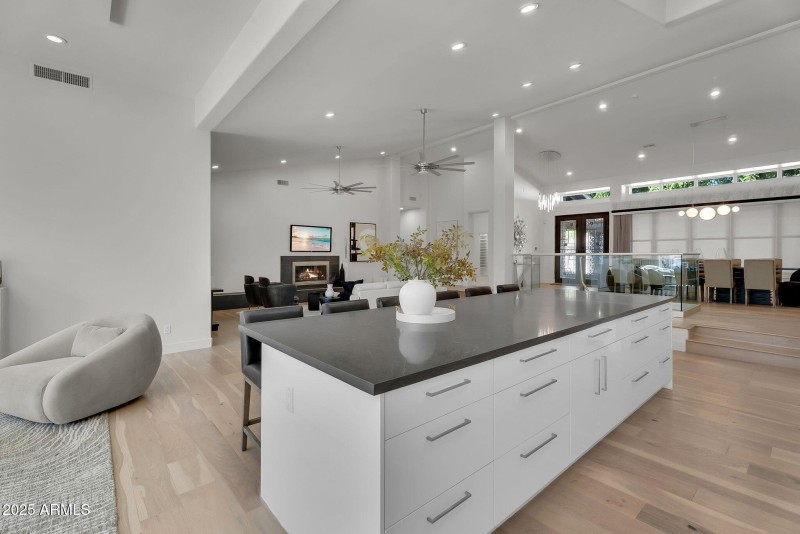 21-web-or-mls-Soft Wind-15