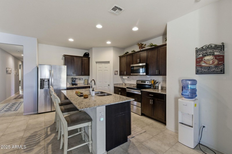 19-web-or-mls-43818 W Acacia Ave-19