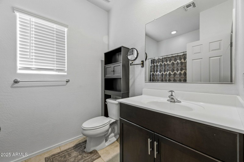 14-web-or-mls-43818 W Acacia Ave-14