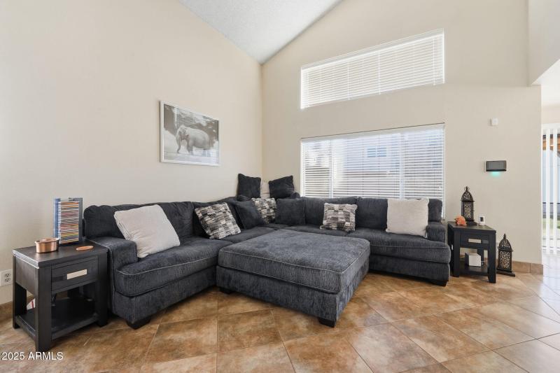 9-web-or-mls-SA107594 Lawrence Fung