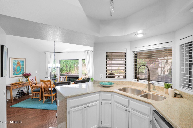 38-web-or-mls-P1338177