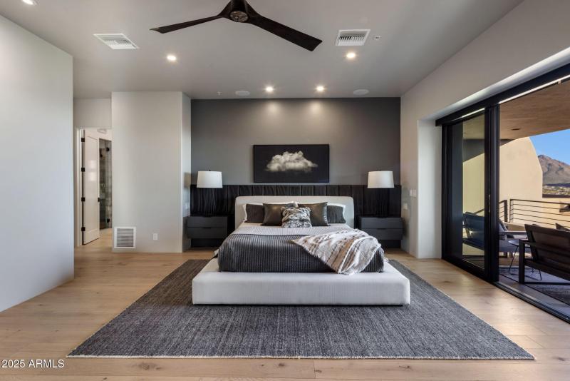 Upstairs Primary Suite