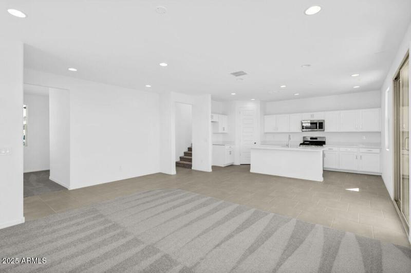 25161 N 165th Lane ~ Ready Now!