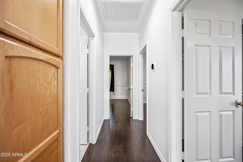 upstairs hallway to bedrooms