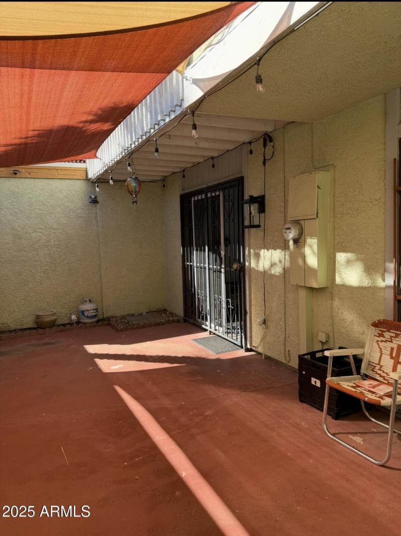 1012 E Highland Avenue