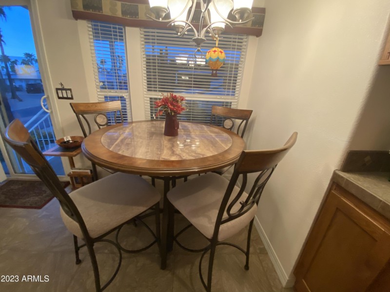 63AE8309-520F-46F5-95D8-EFAE1797EE7A