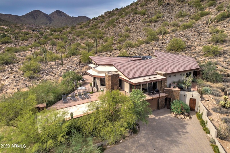 078_Aerial View Front II