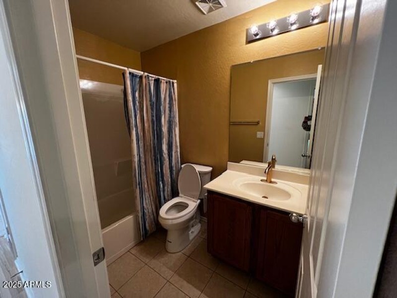 Hallway Bathroom----