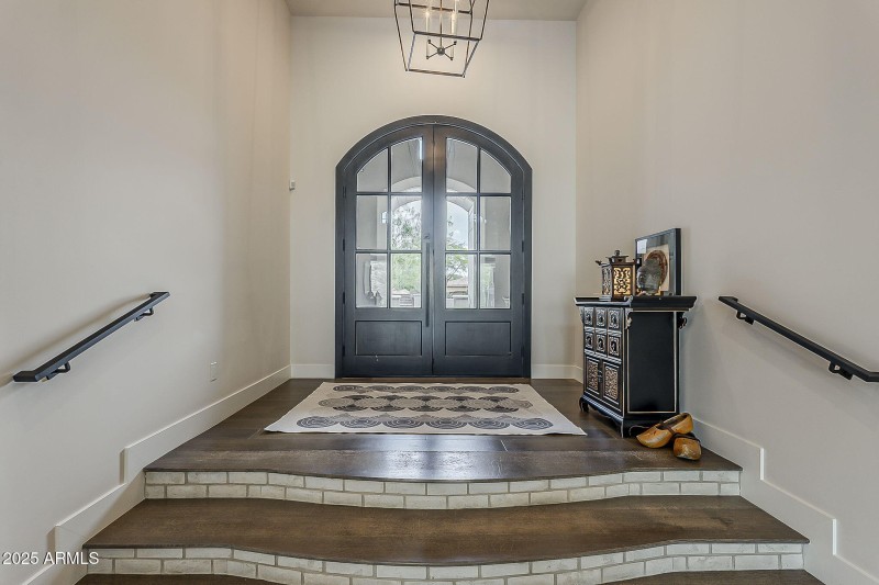 18-web-or-mls-Sunset Vista-8