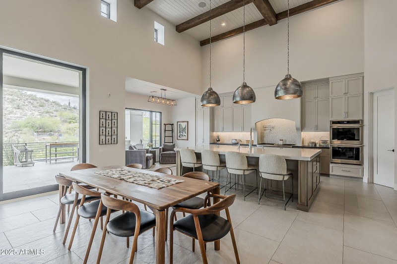 30-web-or-mls-Sunset Vista-20