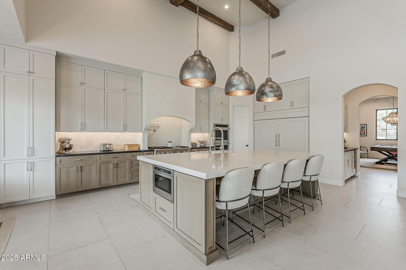 32-web-or-mls-Sunset Vista-22