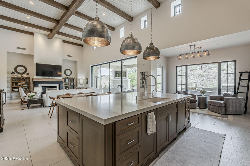 34-web-or-mls-Sunset Vista-24