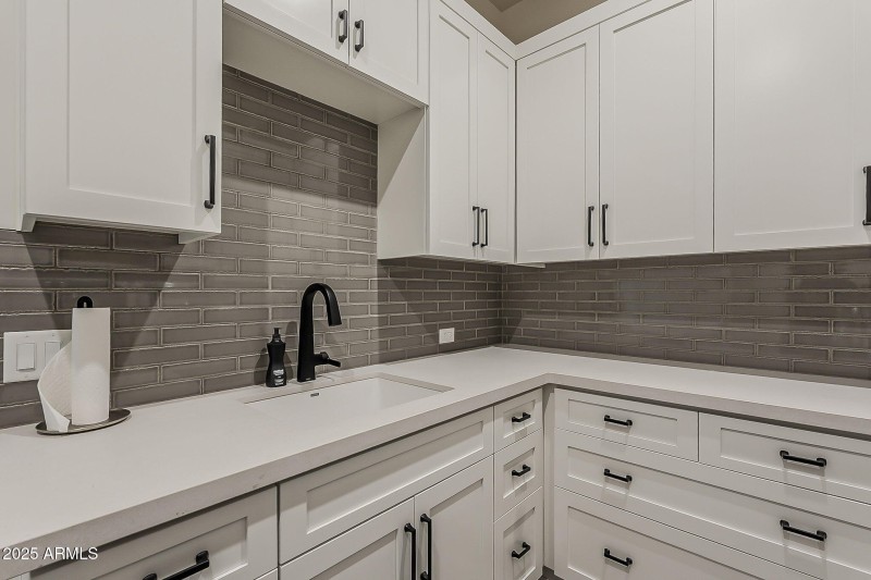 69-web-or-mls-Sunset Vista-59