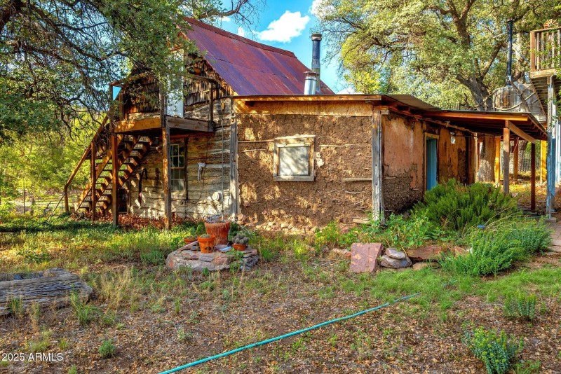 Log & Adobe Hm S side