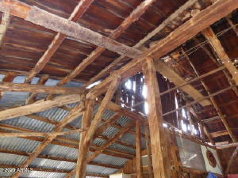 Barn Framing & Metal roof