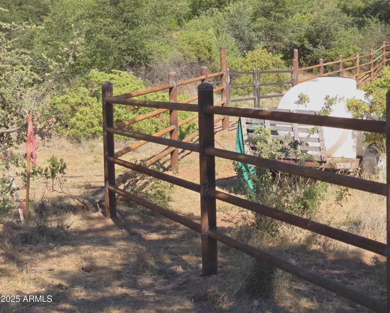 N Pipe Fence 2024 June