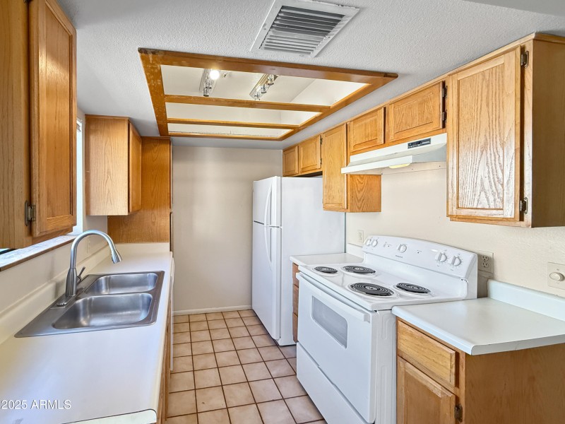 8b9abf0c024180c12e2b562bc4a404c9fa44e401