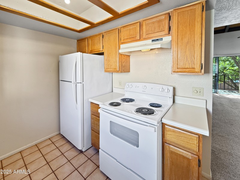 c8d46690af2a1a691176fbfa8e748cfb83ebab61