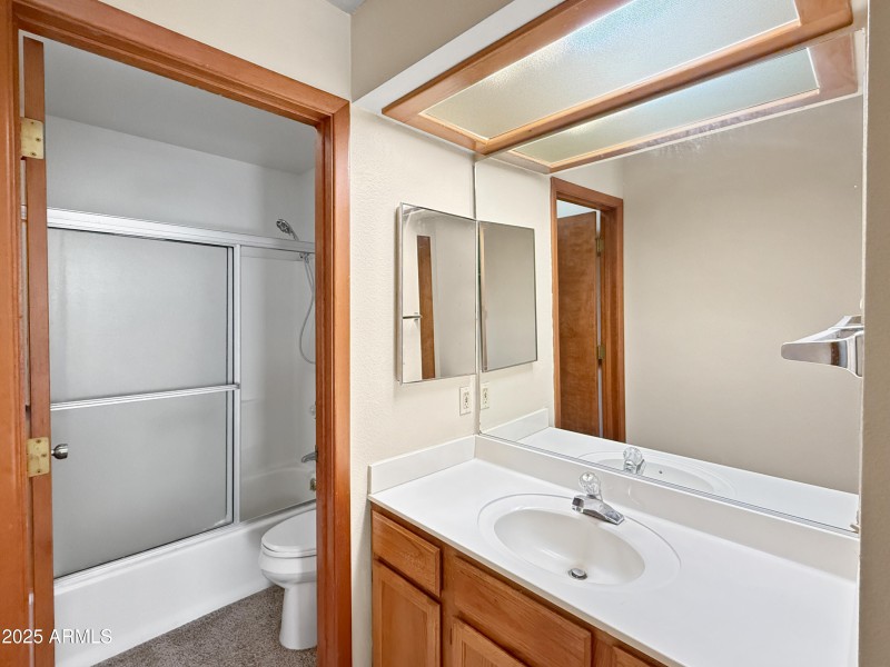 e400e8c4296fa94ef4e2de024522201436713f56