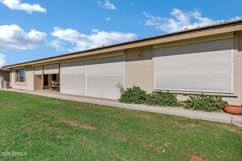 Electronic Roller Shades 02