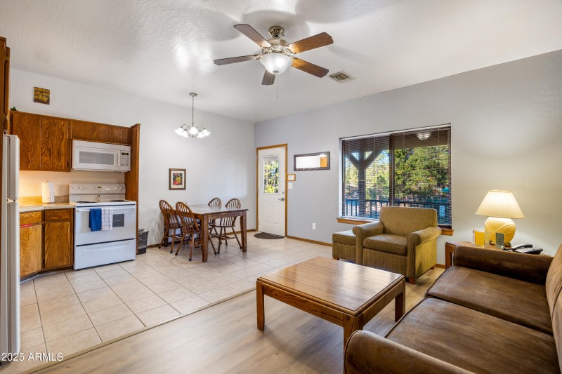 5892BuckSpringsRd-PinetopAZ-126