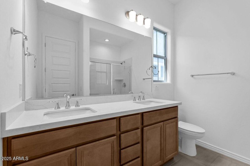 7632 W Remuda Drive ~ Ready Now!