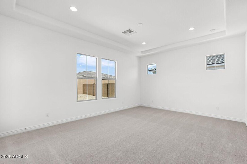 7632 W Remuda Drive ~ Ready Now!