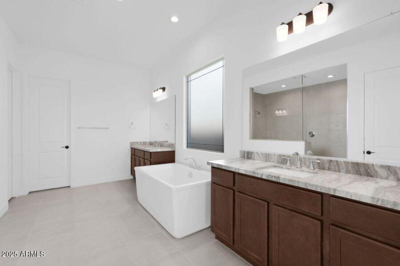 7639 W Remuda Drive ~ Ready Now!