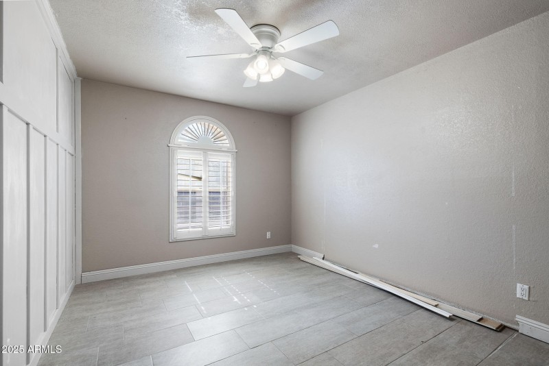 029___13640 E Williams Field