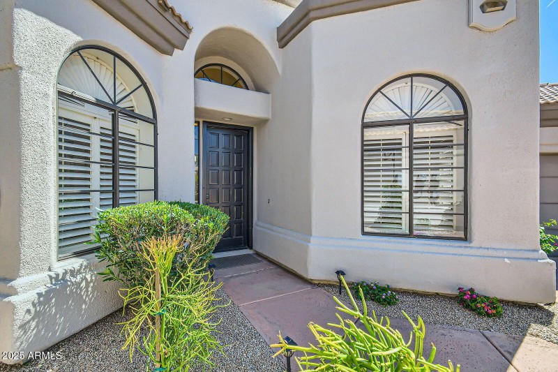 003 - 04 Exterior Front Entry