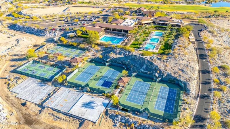 Victory Pools and Pickleball Courts